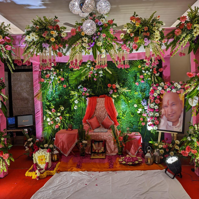 Spiritual Floral Decor for Guruji's Blessings
